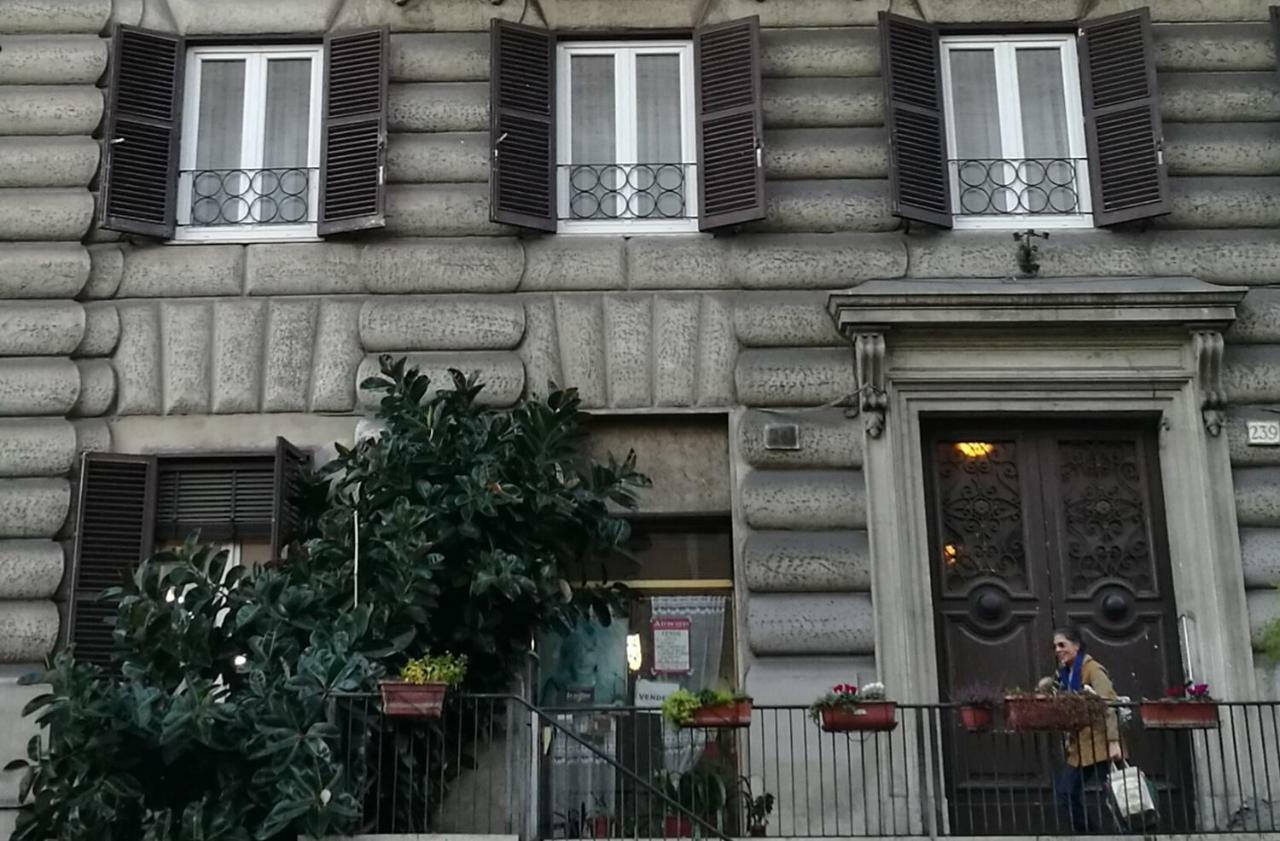 ホテル Al Trenino Accomodation ローマ エクステリア 写真